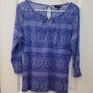 The Limited Blue 3/4 Sleeve Blouse with Geometric Pattern